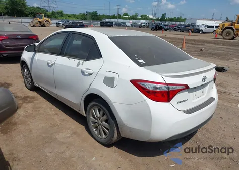2015 Toyota Corolla S из США, поврежденный, VIN 5YFBURHE4FP294552